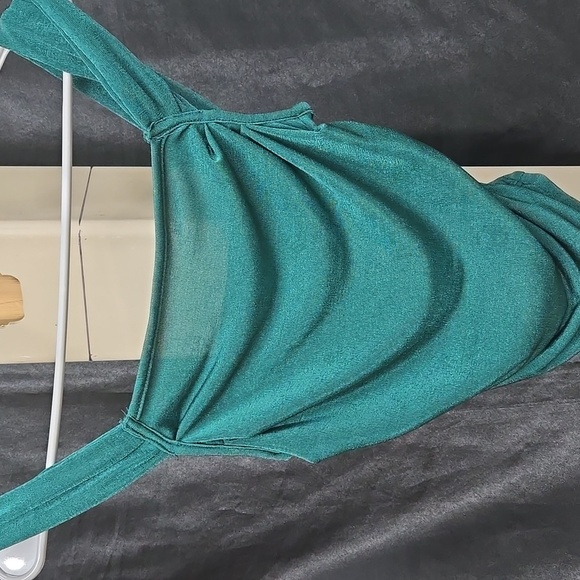 Shein Teal Sleeveless Crop Top (Lightweight ) - Picture 5 of 6